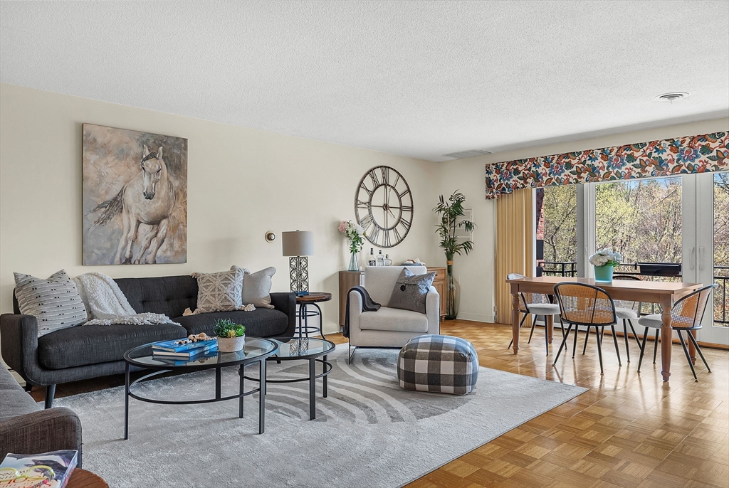 1210 Greendale Avenue #338 — photo