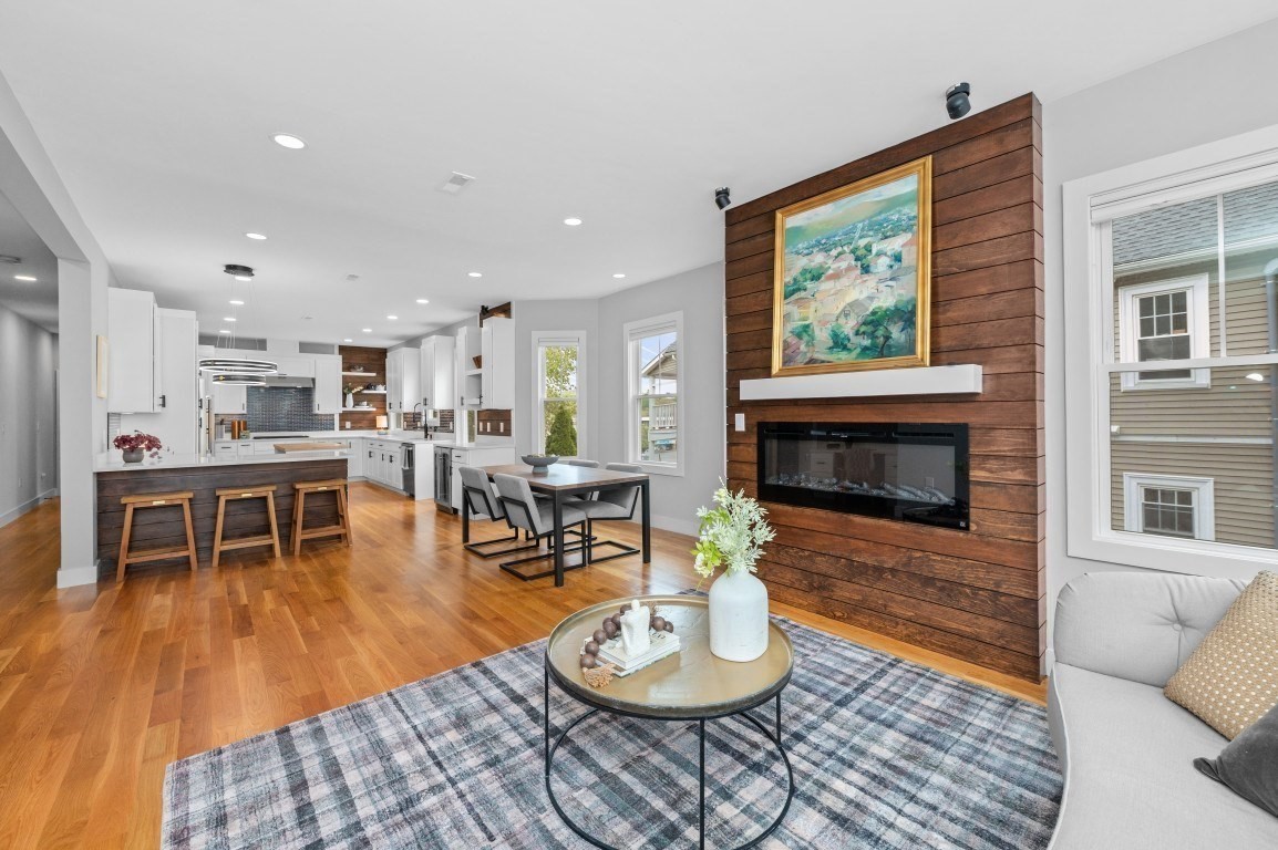 61 Paul Revere Rd # 2 — photo