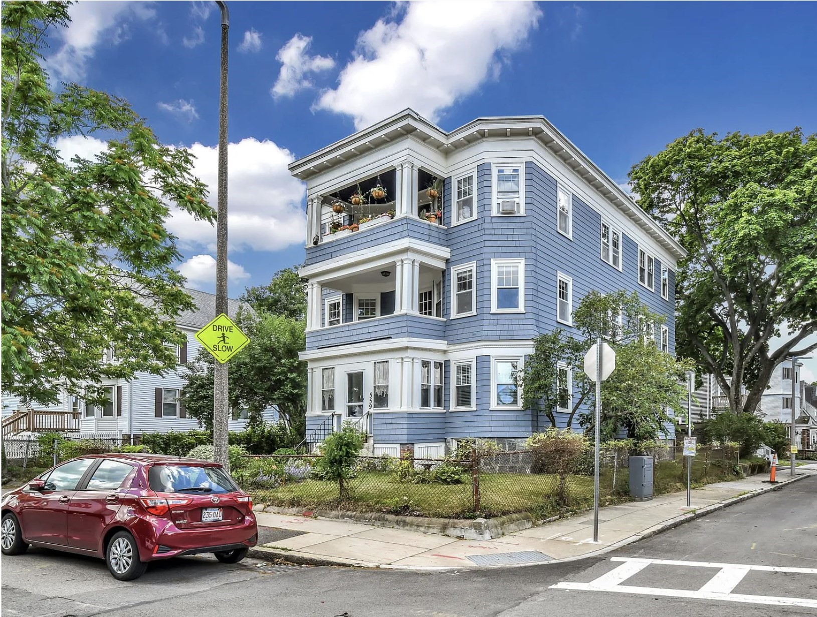559 Adams St #2 — photo