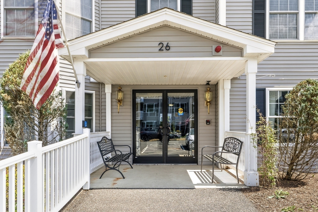 26 Greenleaves Dr # 602 — photo