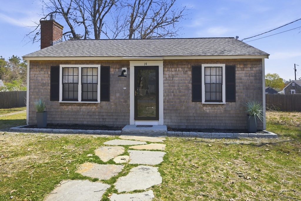 14 Manning Road, Dennis, MA 02638