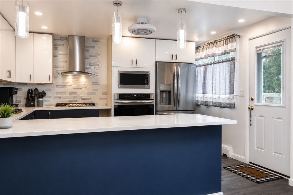 18 Ralston Road, Boston, MA 02136 — photo 3
