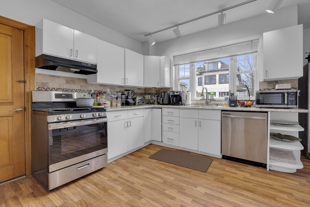 64 Commonwealth Road, Watertown, MA 02472 — photo 3