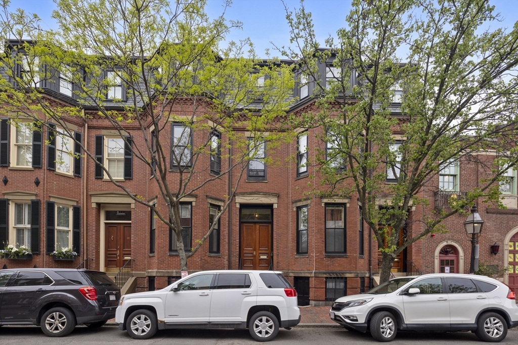 131 Mount Vernon St # 2 — photo