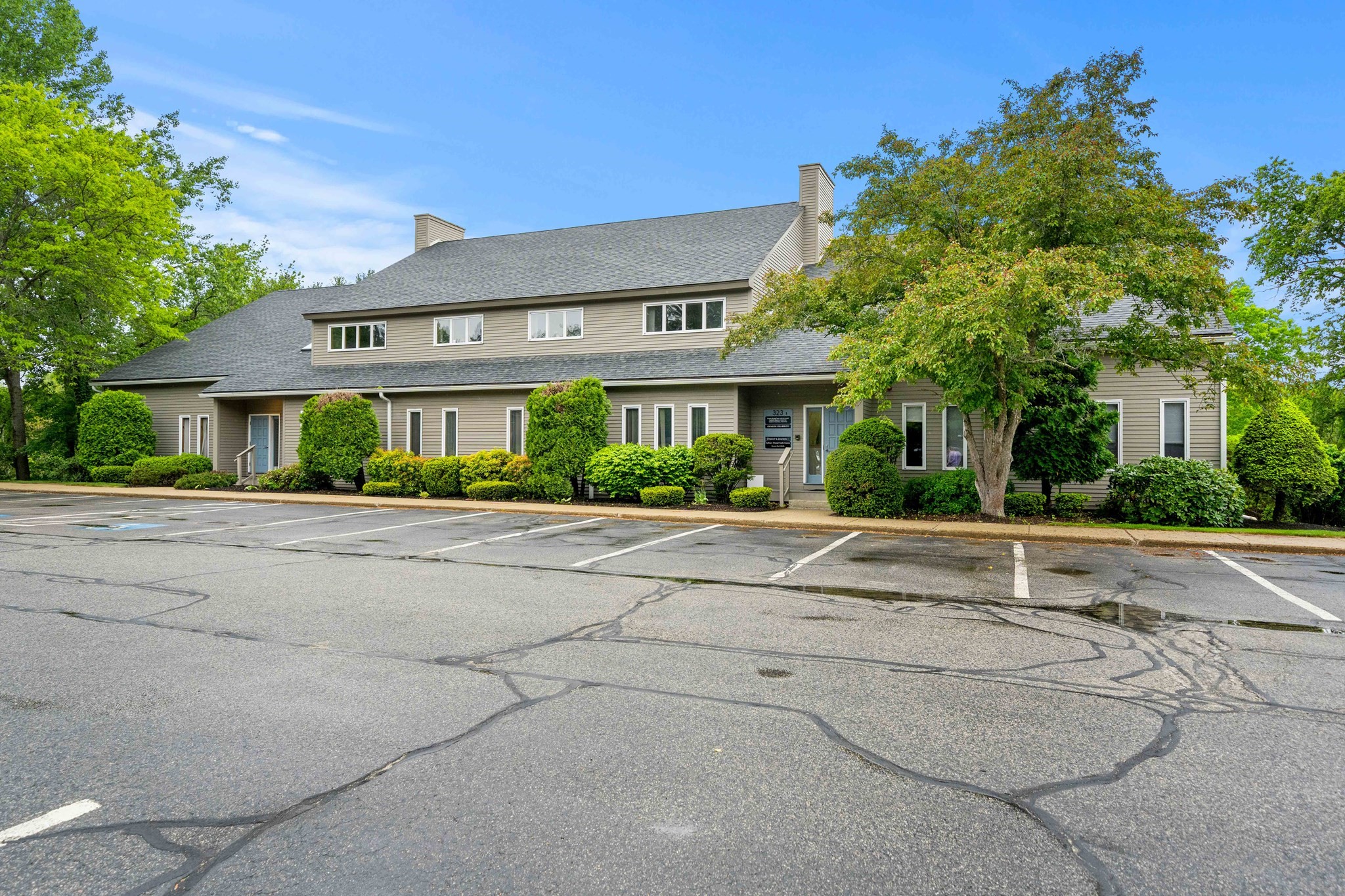 323 Boston Post Rd # 3D — photo