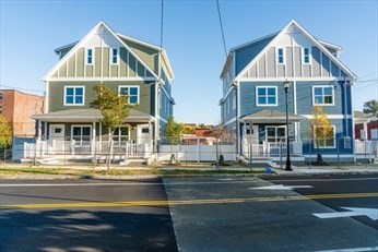 680 South East St. — photo