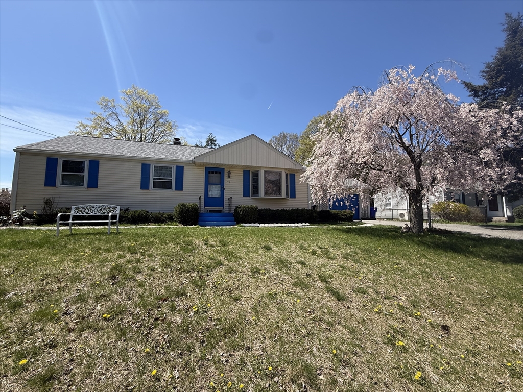 49 Fitzgerald Road, Springfield, MA 01104