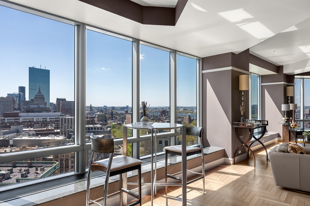 2 Avery St # 24C — photo