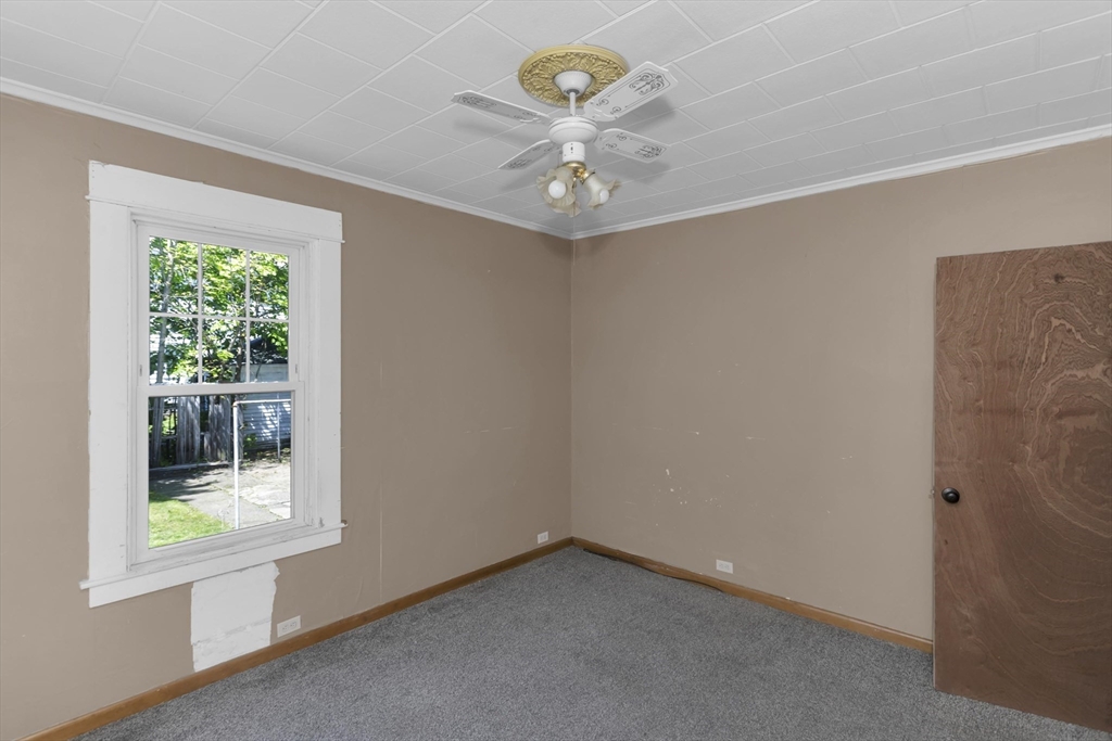 53 Calumet Road, Holyoke, MA 01040 — photo 2