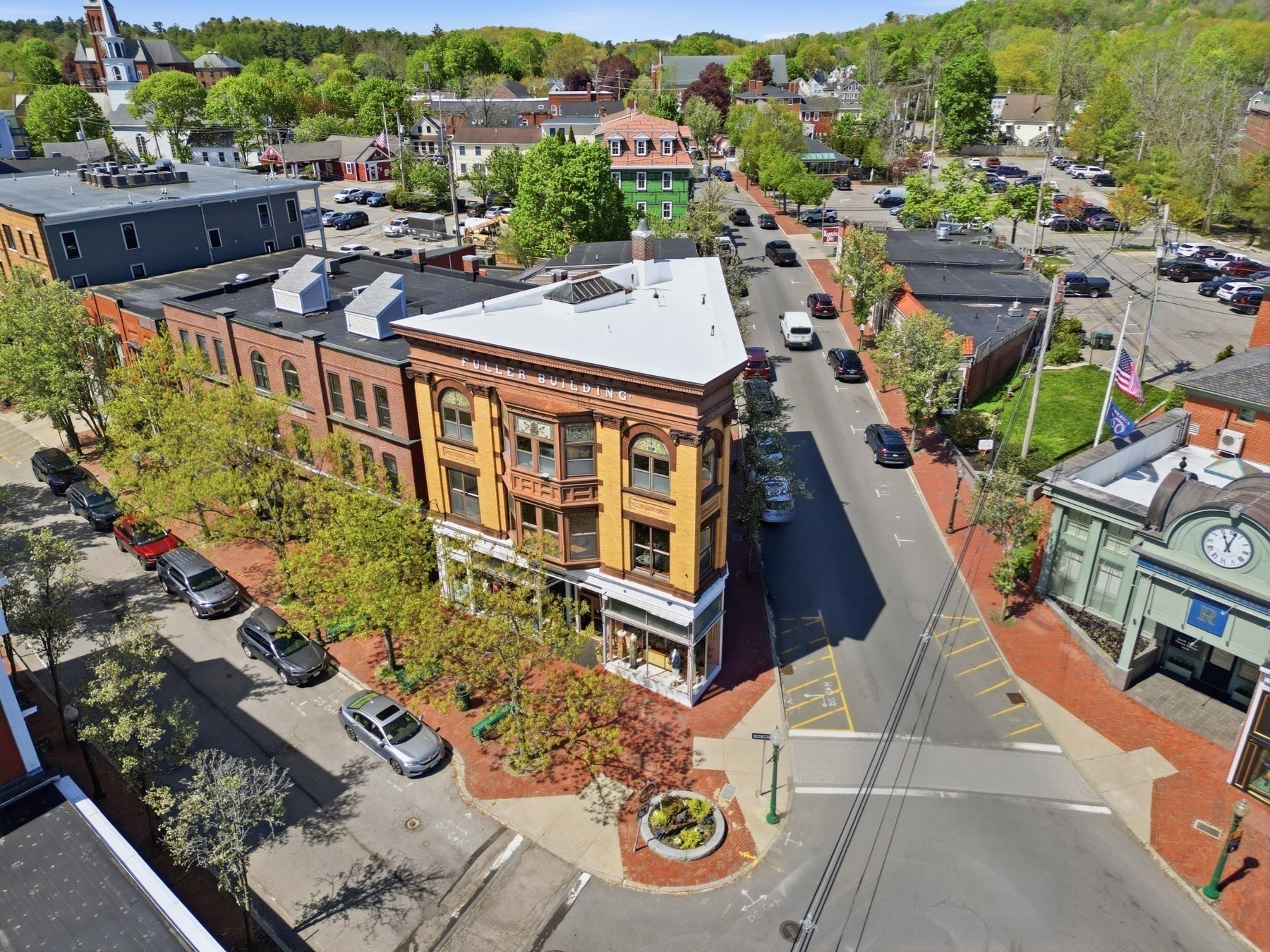 45 Main St # 4 — photo