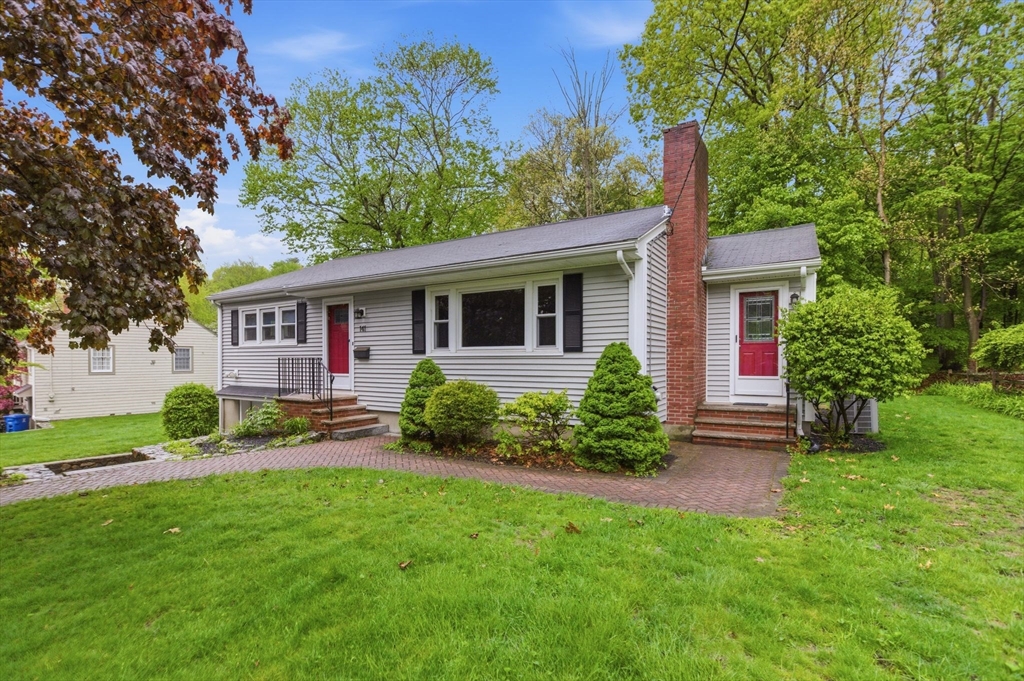 141 Pine Ridge Road, Reading, MA 01867