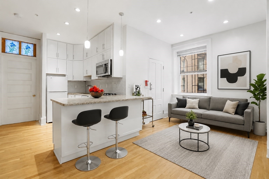 31 Massachusetts Ave #2 1-2 — photo