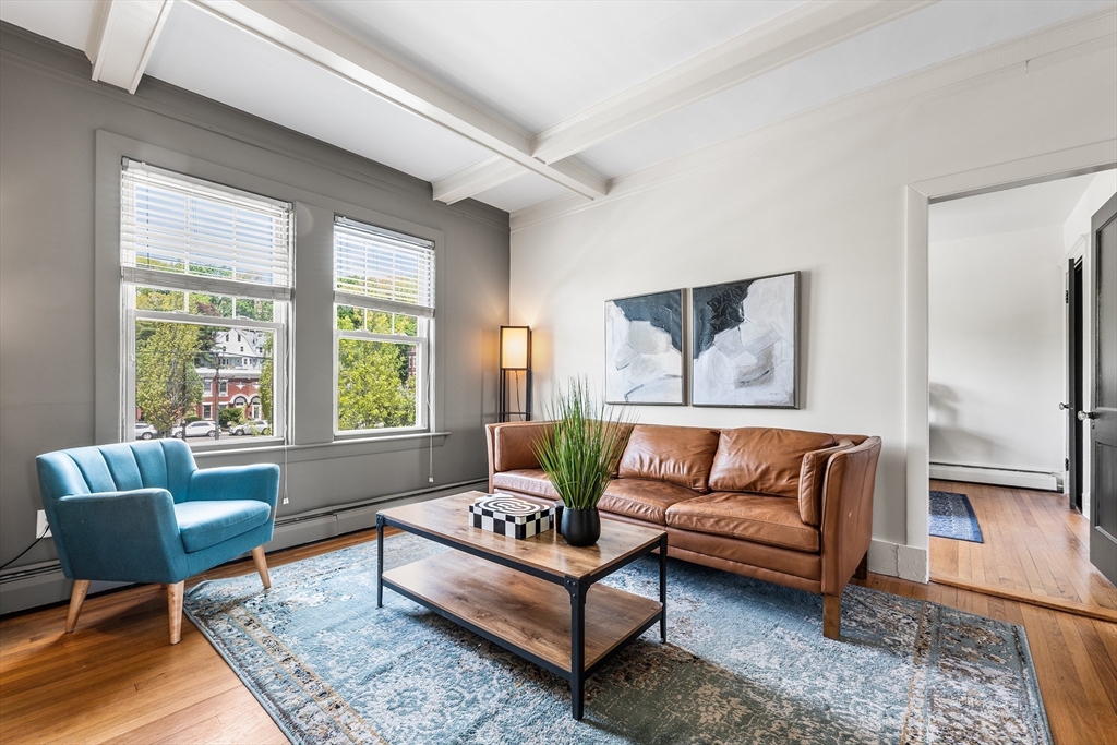 1738 Commonwealth Ave #4 — photo
