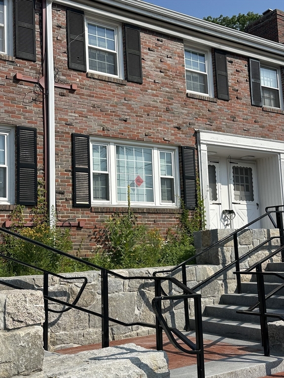 274 Main Unit 7a — photo
