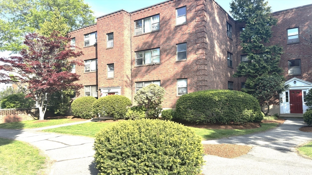 105 Nahant St #1 — photo