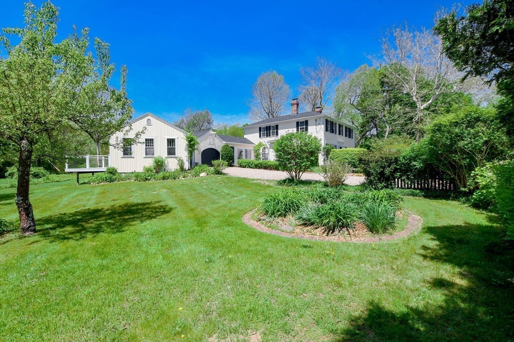 595 New Bedford Road, Rochester, MA 02770 — photo 2
