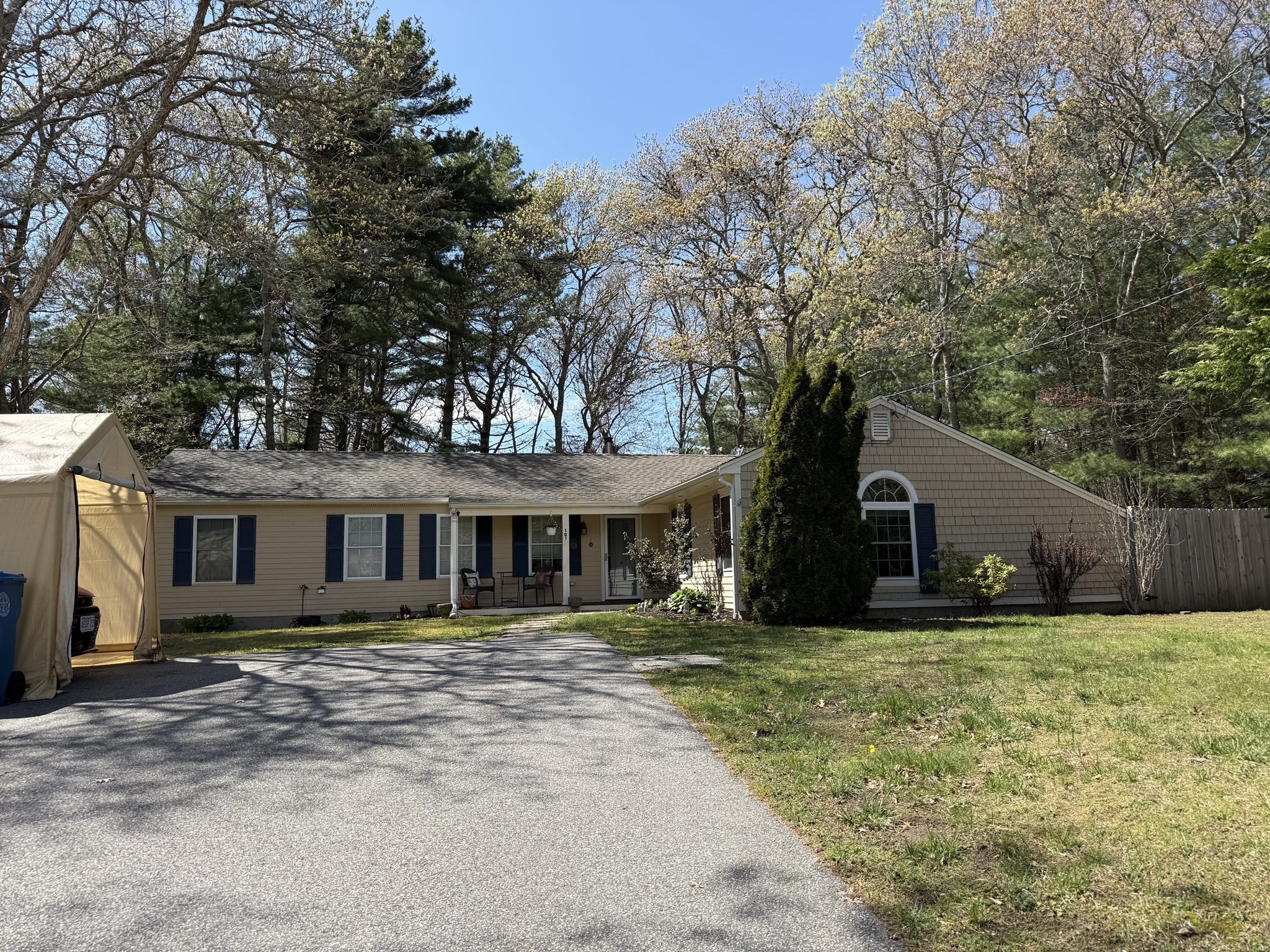 101 Brigantine Dr — photo