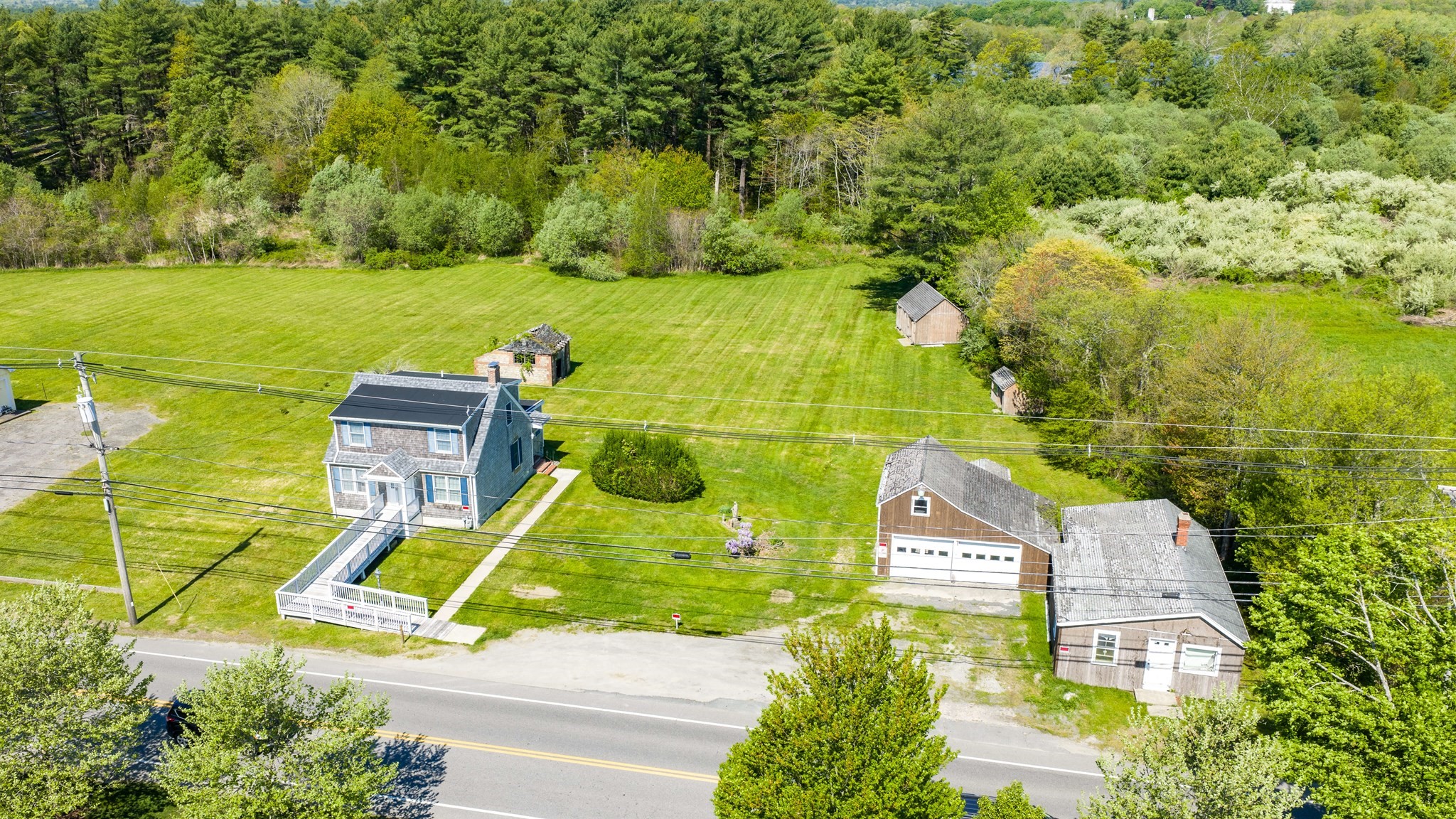 576 Faunce Corner Rd — photo
