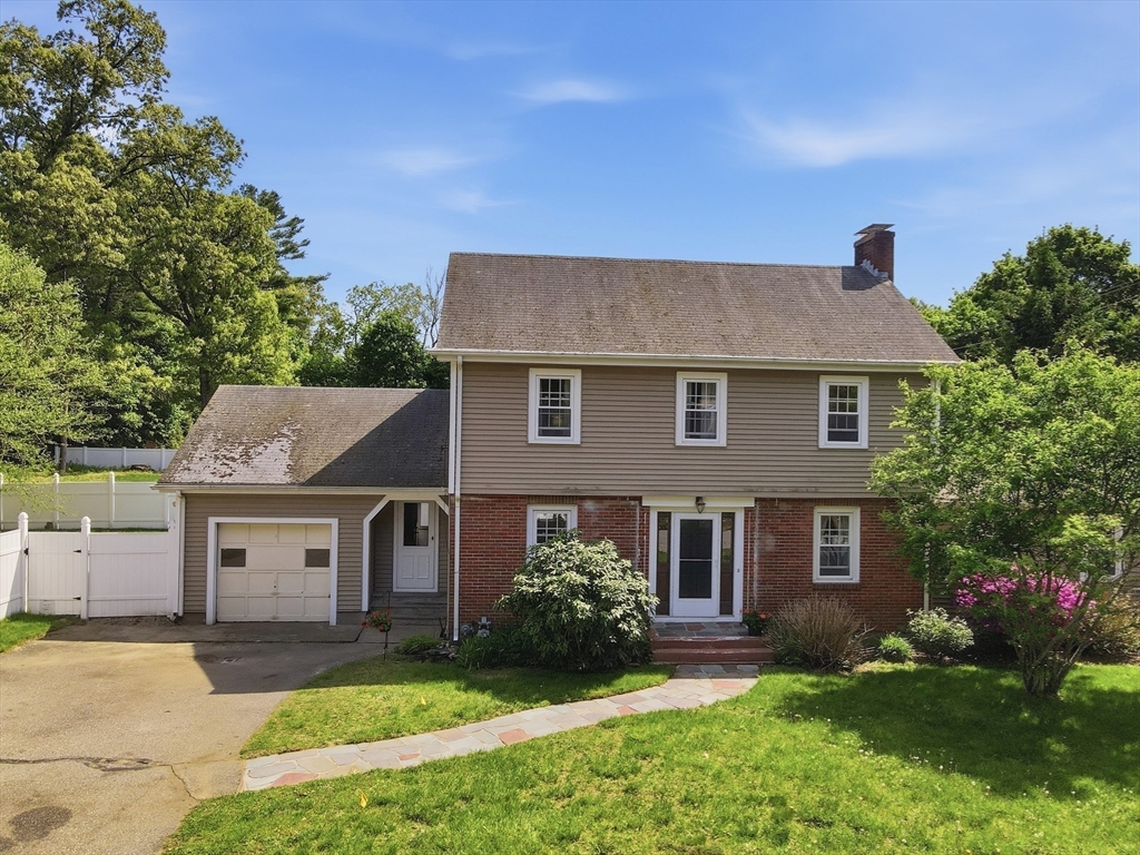 1 Valley View Road, Wayland, MA 01778