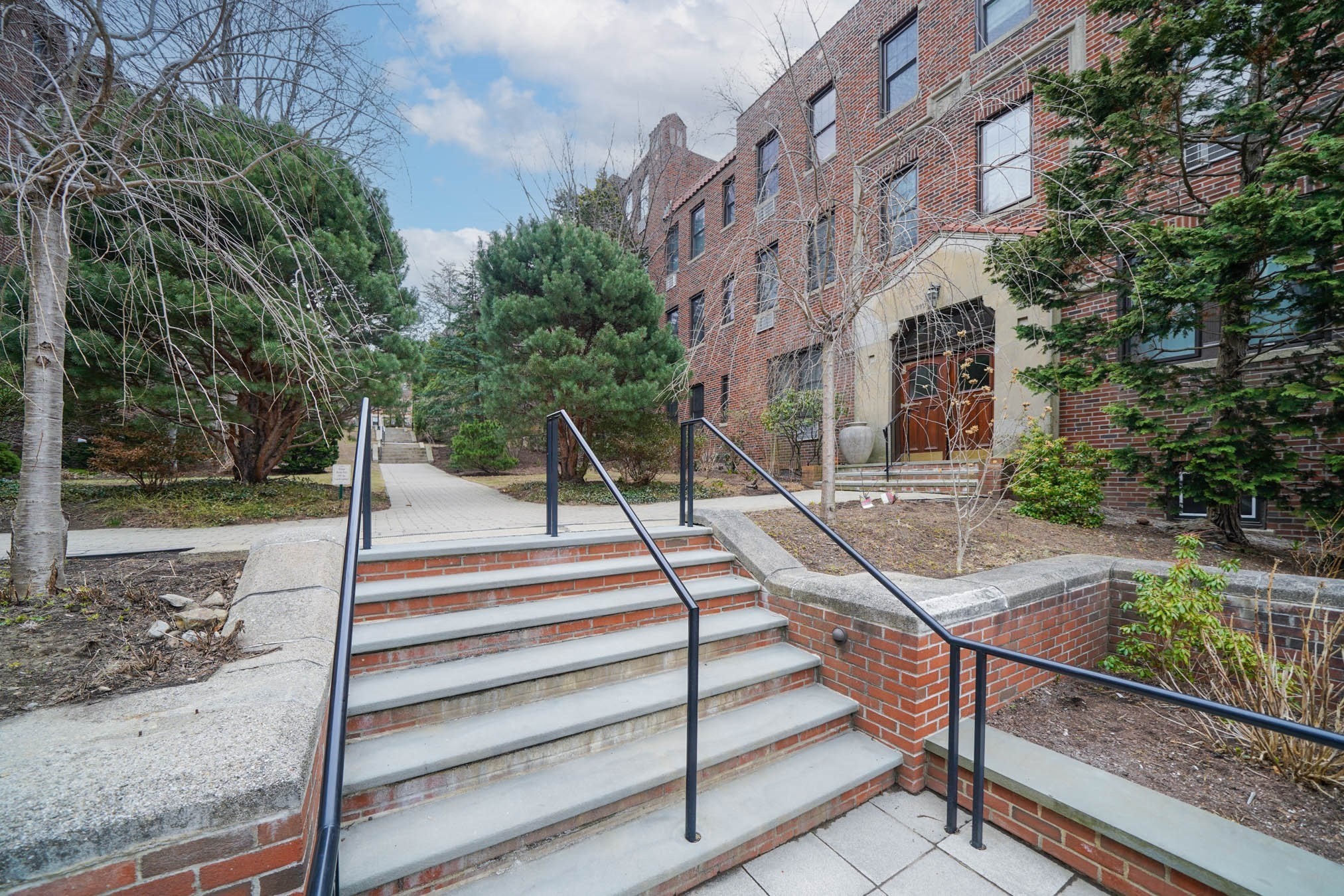 311 Tappan St #3 — photo