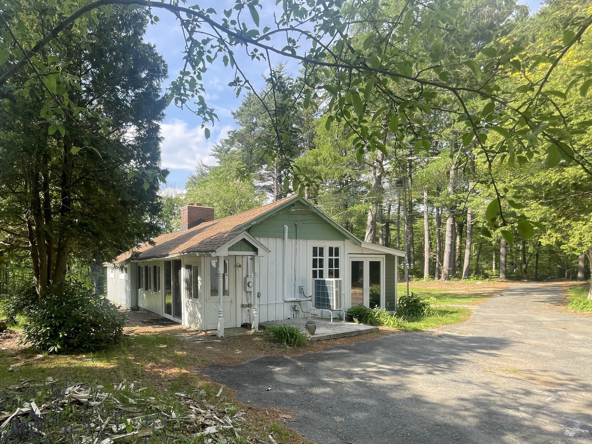 32 Hollow Rd — photo