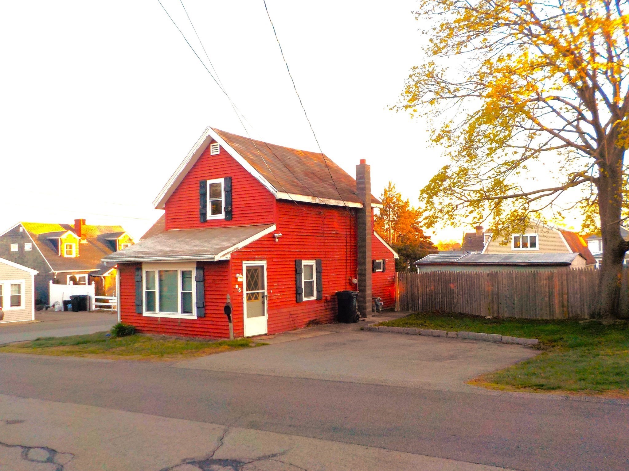 85 Maplewood Ave — photo