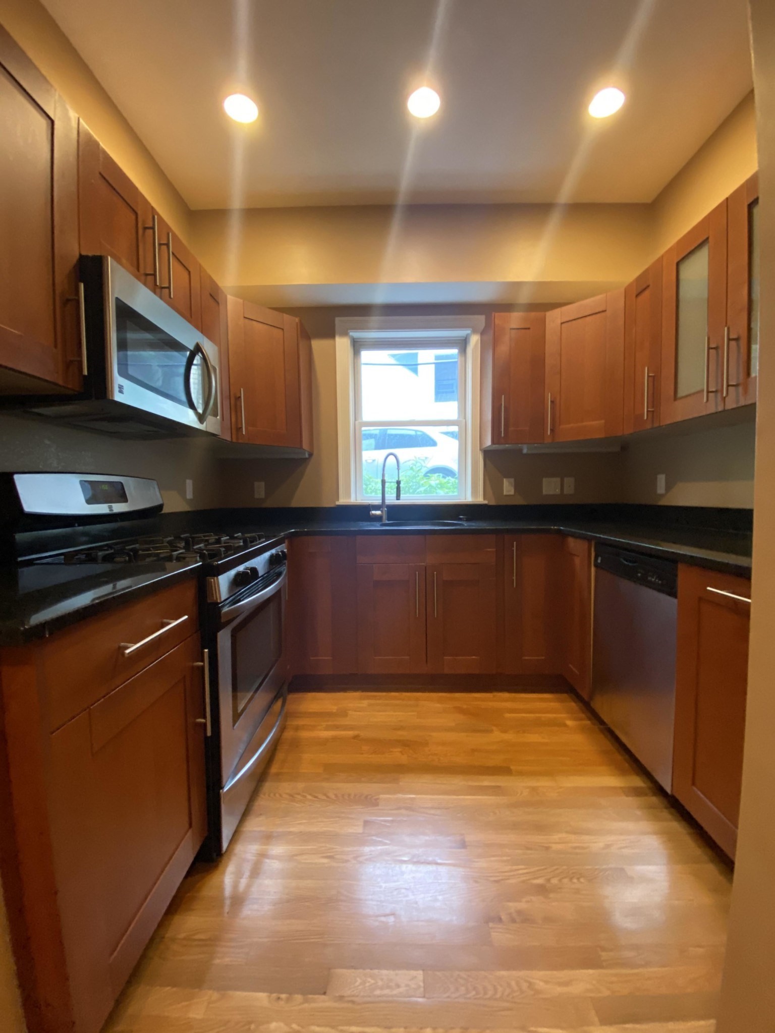 1592 Beacon St #2a — photo