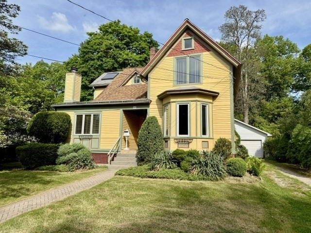 60 Massasoit — photo