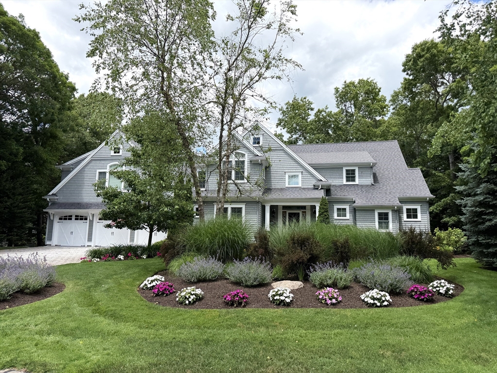 4 Tamarack Ln — photo