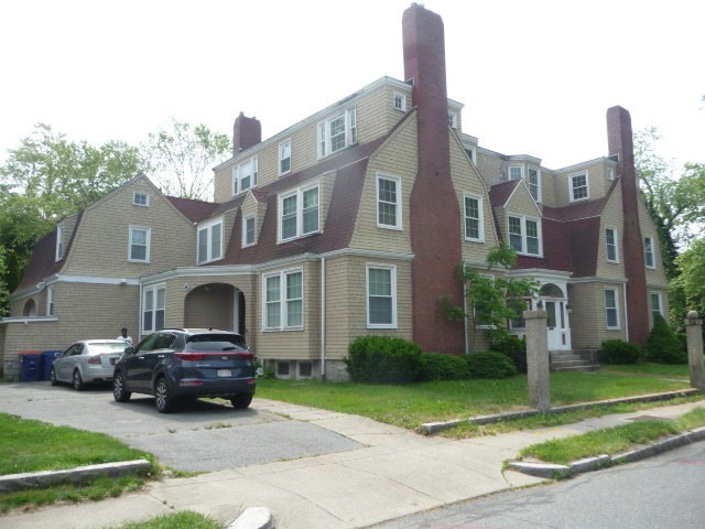 52 Ash St — photo
