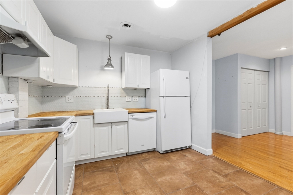 96 Old Colony Ave #234 — photo