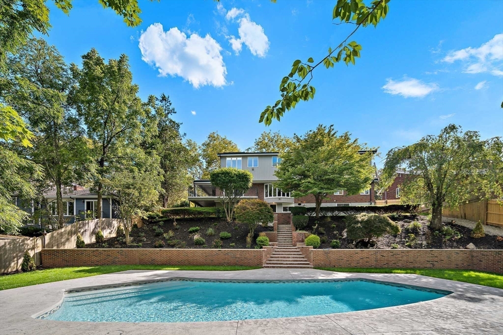 171 Shaw Road, Brookline, MA 02467
