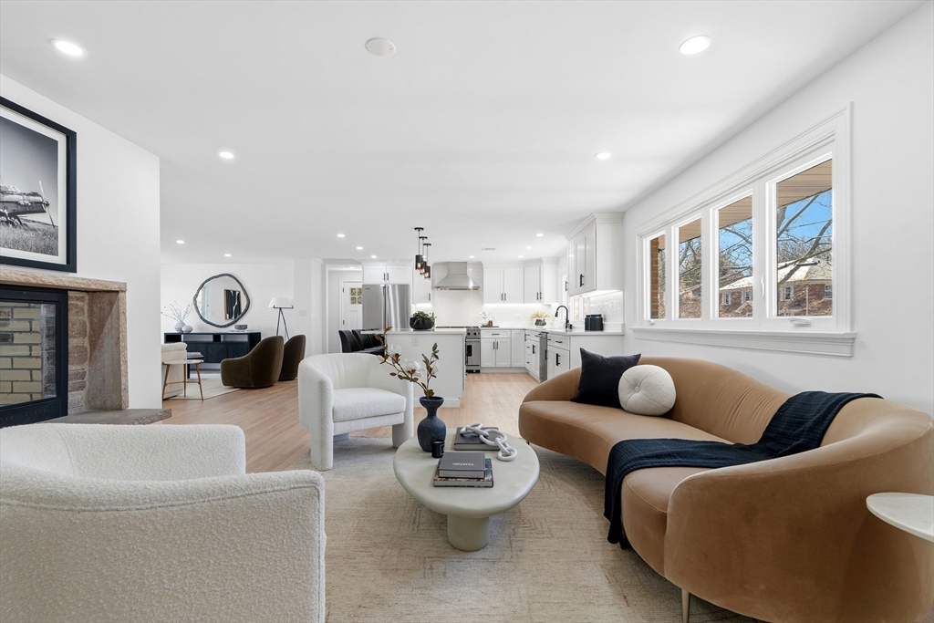 171 Shaw Road, Brookline, MA 02467 — photo 2