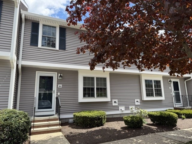 5 Meadowhill Ct #44 — photo