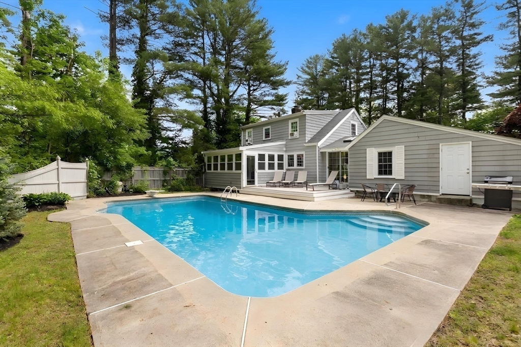 10 Forrest Road, Walpole, MA 02081 — photo 3