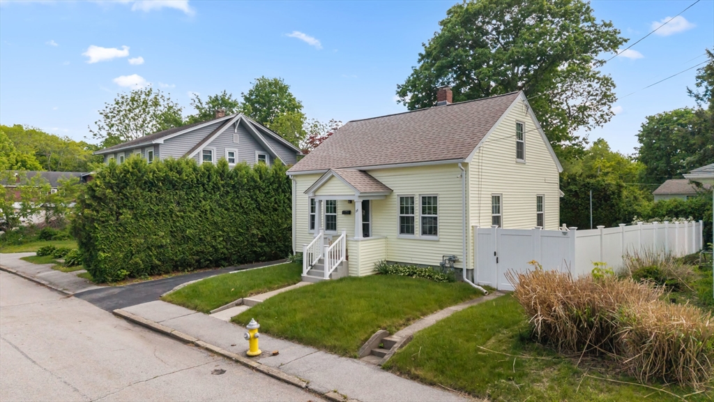 28 Spring Street, Webster, MA 01570 — photo 2