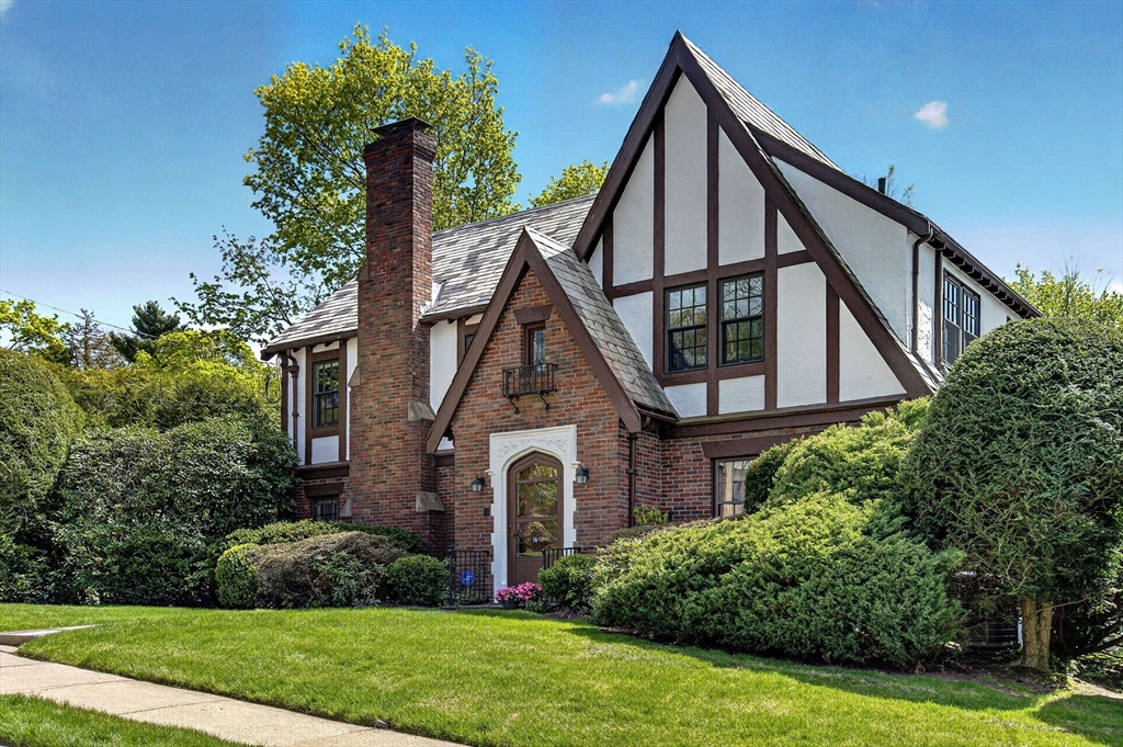 16 Lancaster Road, Newton, MA 02458