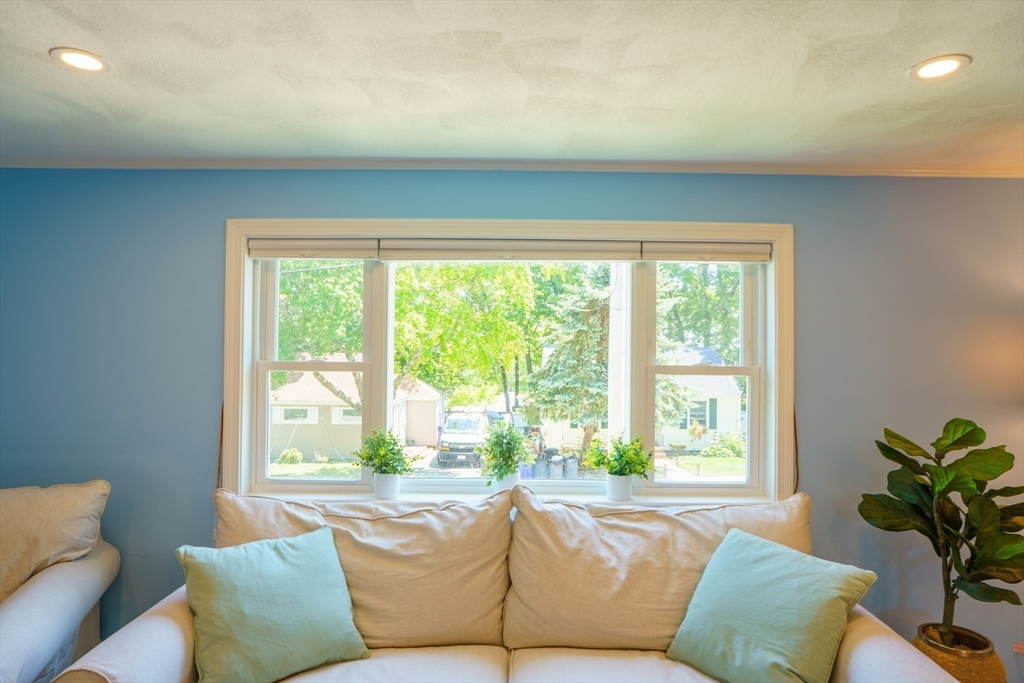 38 Grassmere Road, Boston, MA 02136 — photo 2