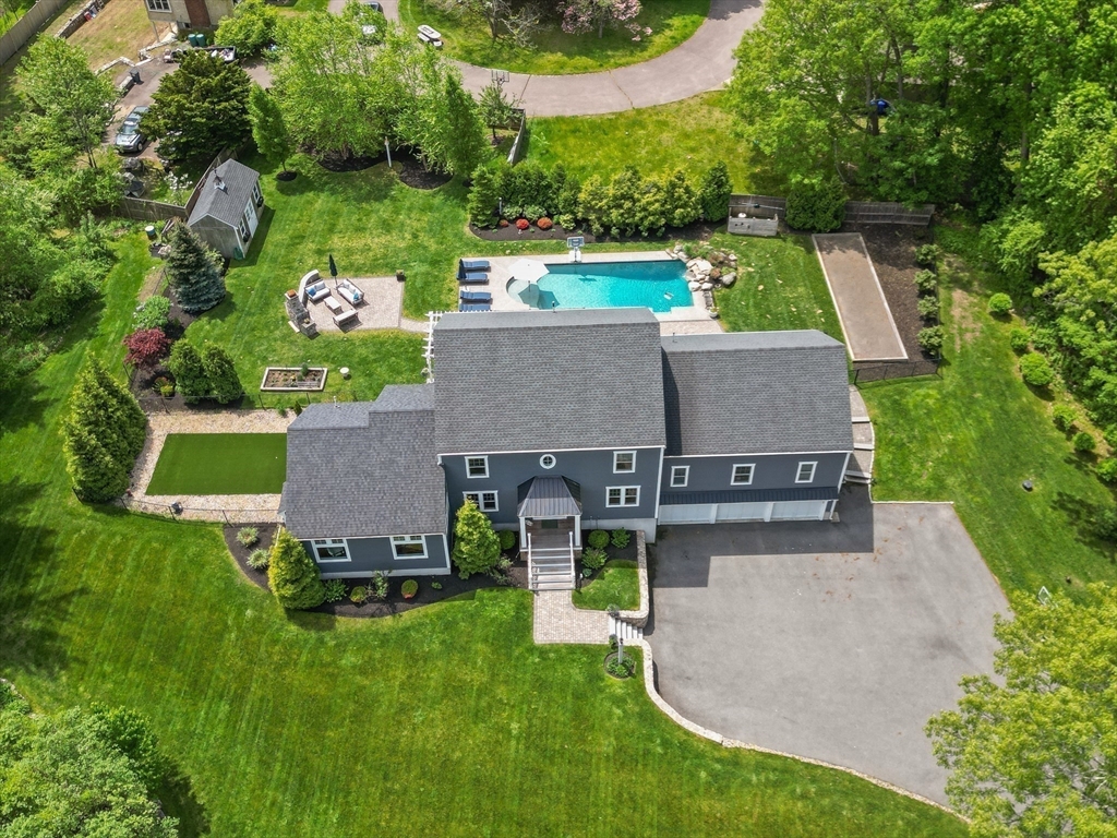 57 Candlewood Dr — photo