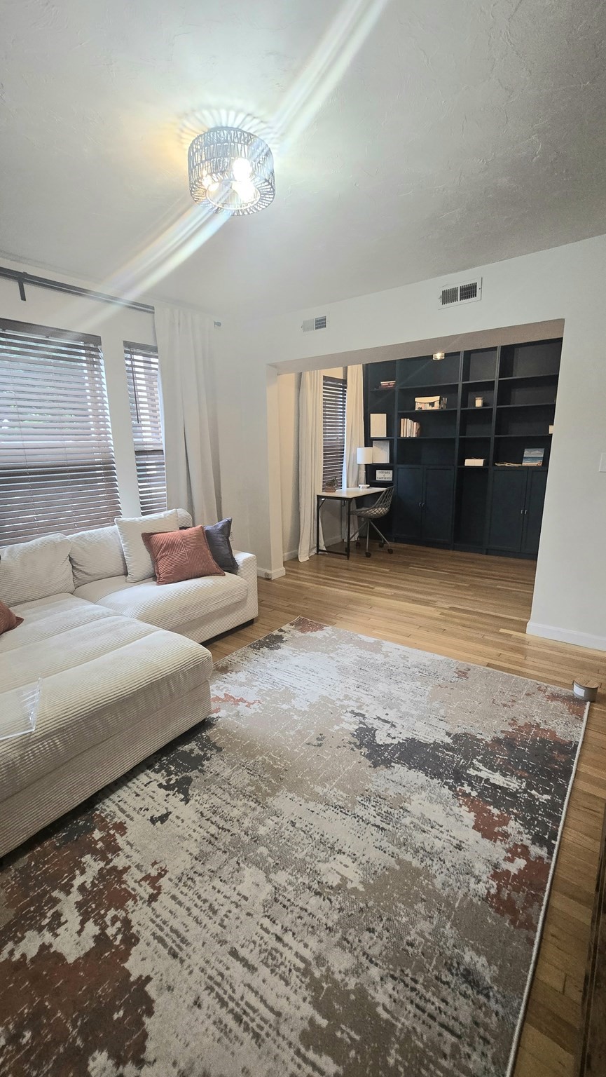 407 Washington St #2 — photo