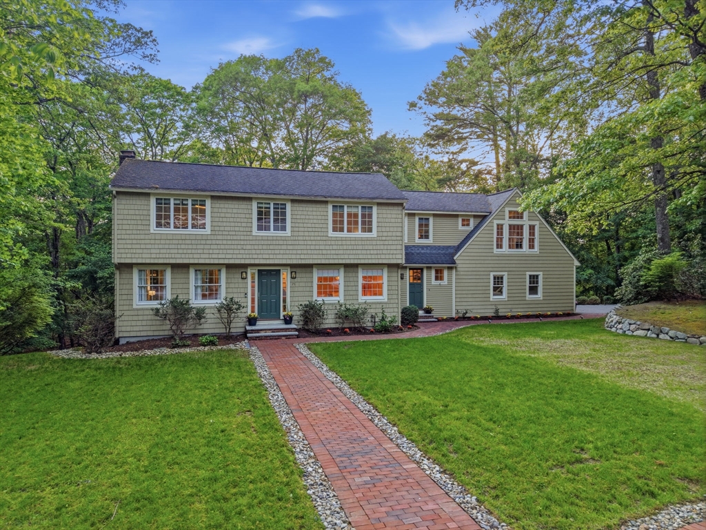 75 Spring Grove Road, Andover, MA 01810