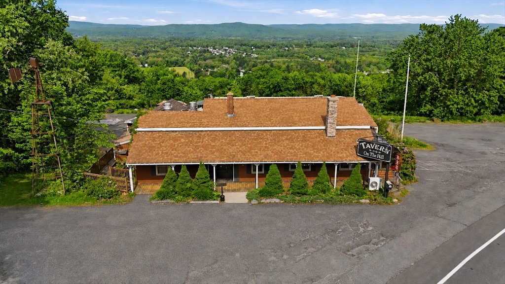 100 Mountain Rd — photo