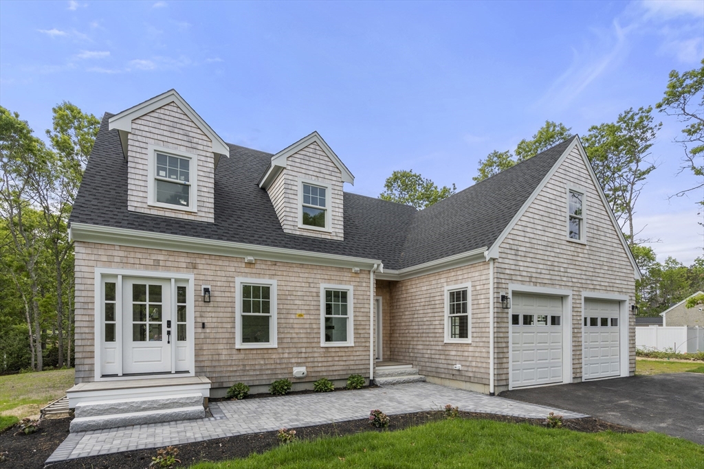 10 Laurel Ln — photo