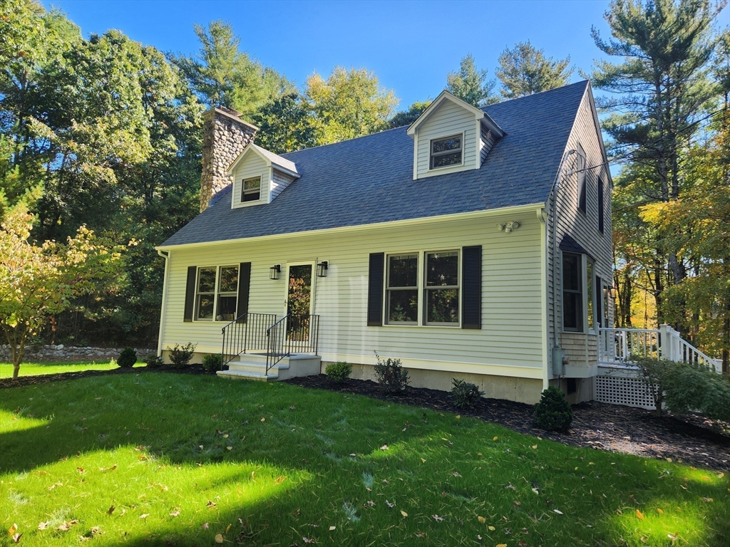 163 Quanapoag Rd — photo