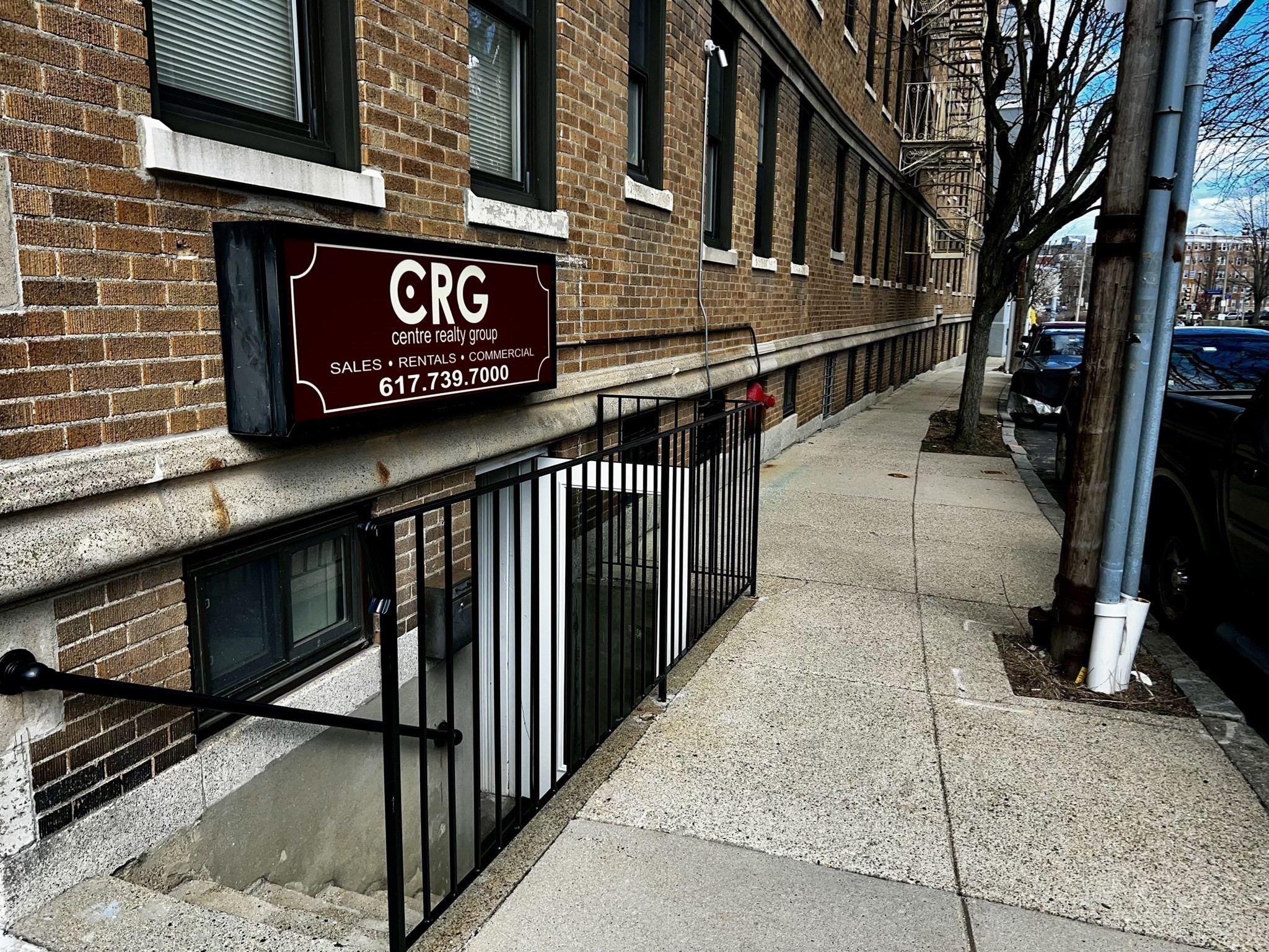 19 Pilgrim Road, Boston, MA 02215