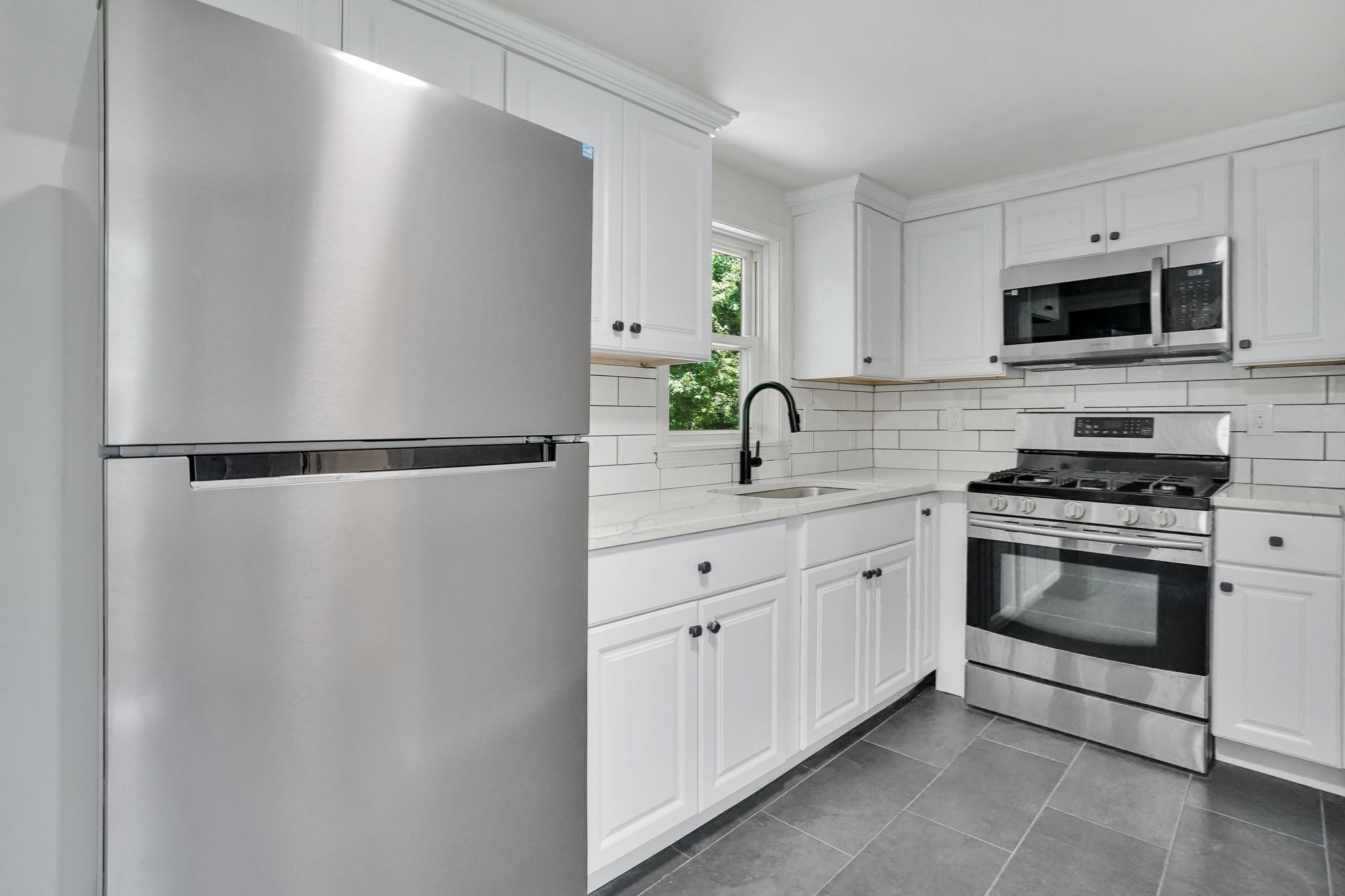 46 Chestnut St Pl — photo