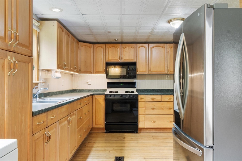 8 Benjamin Road, Shirley, MA 01464 — photo 3
