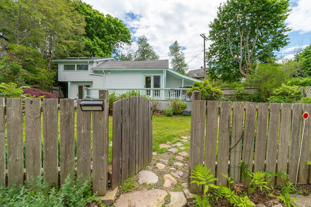 7 Lighthouse Way — photo