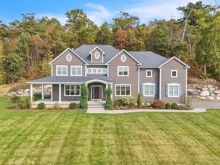 110 Munsing Rdg — photo
