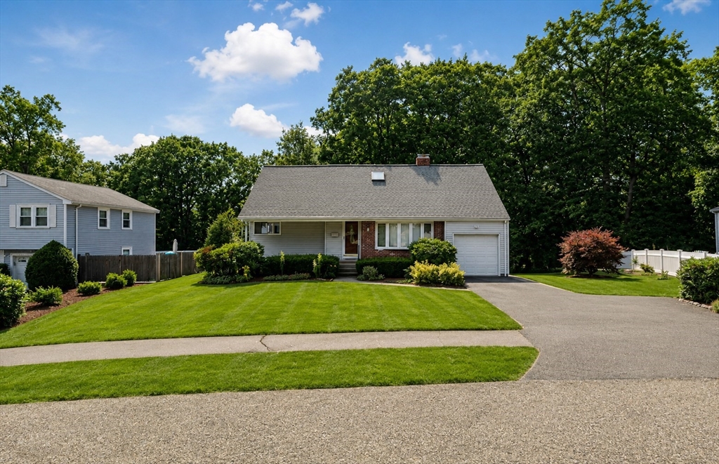 17 Retrop Road, Natick, MA 01760